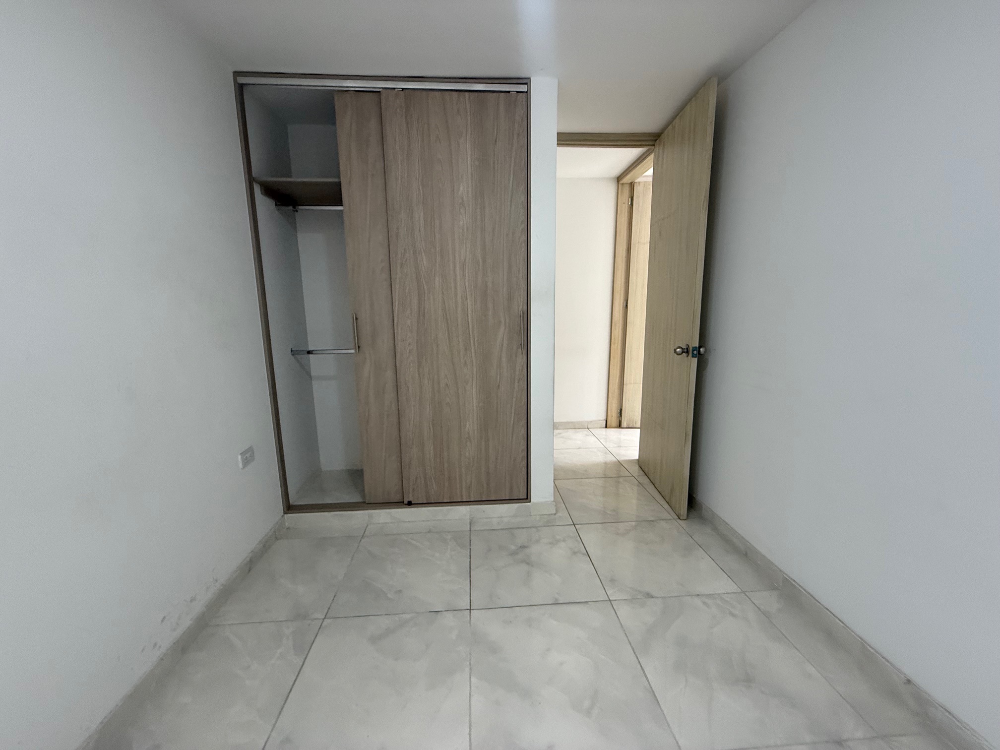 APARTAMENTO EN VENTA LOS PATIOS (5)